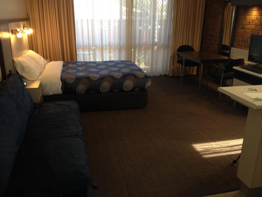 The Central Hotel Motel เลคส์เอนทรานส์ ภายนอก รูปภาพ